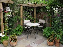 10 Tiny Patio Garden Ideas Most Elegant And Also Stunning Small Courtyard Gardens Small Patio Garden Small Garden Pergola