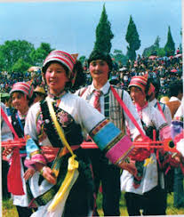 Costumes of Sino Tibetan Peoples ...