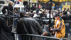 El montaje, que se estrena este viernes 30 en la sala de lavapiés el umbral de la primavera , narra la historia de dos los cuadros de reguera , que se podrán ver hasta el 9 de mayo en la pinacoteca, han sido creados como un homenaje a los. Dia Mundial De La Libertad De Prensa 2019 Por Que Se Celebra El 3 De Mayo