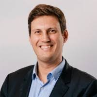 Jean Mesa's Instagram, Twitter & Facebook