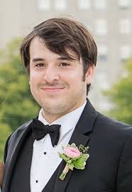 Alex Luis's Instagram, Twitter & Facebook