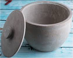 This soapstone cookware, mostly hooped with copper or wrought iron, was extensively used by families in northern italy. Traditional Soapstone Storage Serving And Cookware Used In The Southern States Of India And Its Culinary Importance Bulletin Of The National Research Centre Full Text