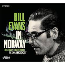 Treasures : Solo, Trio & Orchestra in Denmark 1965-1969: Bill Evans:  Amazon.fr: CD et Vinyles}