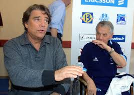 Wij kopen, verkopen en restaureren instrumenten uit de familie van het klassieke kwartet. 2001 Le Retour A L Om