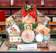 Yakni kartika sari dewi soekarno. Entree Kibbles Kartika Sari Dago Branch More Food Souvenirs To Bring Home Just Like Bengawan Solo Bandung Indonesia