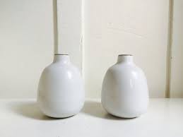 Vintage Pair Of Heath Ceramics White Bud Vases 129 By Charmhound Heath Ceramics Bud Vases Glass Ceramic
