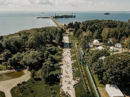 The team of the project ′′ island of forts ′′ warmly congratulates the baltic sailors on the day of the baltic navy. Muzejno Istoricheskij Park Ostrov Fortov V Kronshtadte