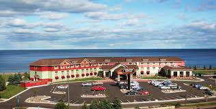 canal park lodge duluth mn booking com