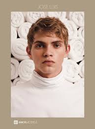 AMCK Models F/W 2018 Show Package Vanity Teen 虚荣青年 Lifestyle & New Faces  Magazine