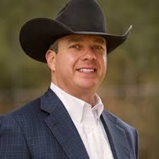 Darren Blanton's Instagram, Twitter & Facebook