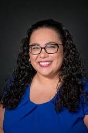 Sandy Minter's Instagram, Twitter & Facebook