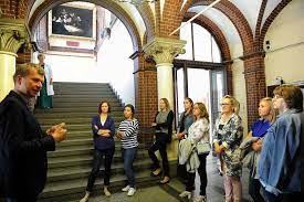 Their current project is 'podoplanin and placenta.' Pracownicy Poznaja Wnetrze Muzeum I Wnetrze Czlowieka Uniwersytet Medyczny Im Piastow Slaskich We Wroclawiu