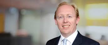 Retail's green premium versus brown discount