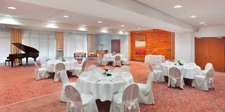 Franconian and international specialities are served in the holiday inn's restaurant st. Holidayinn Nurnberg City Centre