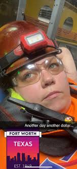 Work me vs weekend me Journeyman Millwright local 1421 Arlington TX VP of  my local and also a delegate for the council💪🏼