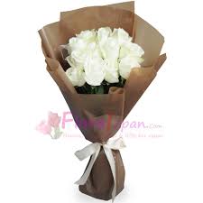Ftd®, a premier provider of beautiful floral arrangements & flower bouquets since 1910. Can I Send Flowers To Japan Send 12 White Roses In A Bouquet To Japan Florajapan Com