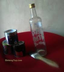 Botol air minum termos air minum thumbler air minum untuk anak maupun dewasa. 2 Teknik Mengecat Botol Bekas Menjadi Hiasan Vase Bunga Bintangtop Com Dunia Ide Dan Kreativitas Tanpa Batas