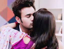 Love The Way He Kiss Her Like Dis Like A Man Saying To His Girl No Worries M Always Here For U N Always W Celebrity Couples Tv Couples Cute Couples Naagin serial is presenting romantic video of mahir & bela from naagin season 3.bela mahir romantic night video from naagin season 3.