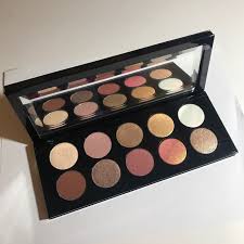 Pat Mcgrath Labs Mothership Vii Divine Rose Eyeshadow Palette Net Weight 13 2g 0 47oz New In Box Never Used Please No Rose Eyeshadow Pat Mcgrath Eyeshadow