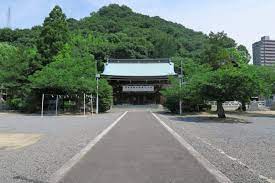 護国 神社 松山