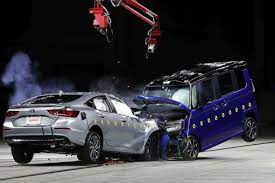 軽自動車では助からない は本当か ホンダがオフセット衝突実験を公開 動画 レスポンス response jp 軽自動車 衝突 ホンダ