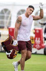 Sammis daniel reyes martel is a chilean professional american football tight end for the washington football team of the national football l. Category Sammis Reyes Wikimedia Commons