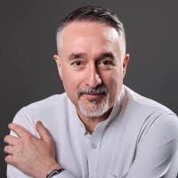 Warren Singh-Bartlett