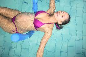 Andernfalls besteht infektionsgefahr durch fremdkeime. Schwimmen In Der Schwangerschaft Was Beachten