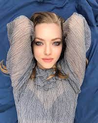 Amanda seyfried shared a video of her and broadway star ashley park singing a cover of taylor swift 's 2011 single mean at the williamstown theater stay nice #meangirls (thanks to all the amazing @wtfestival apprentices and cabaret staff who quite literally made this performance happen, costumes. Amanda Seyfried Just Blessed The Internet With A Mean Girls Inspired Cover Of Taylor Swift S Mean Celebs Cosmopolitan Middle East