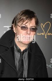 Andy rourke hi-res stock photography and images