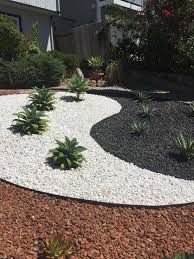 Yin And Yang Rock Garden Front Yard Landscaping Design Backyard Garden Landscape Back Garden Design