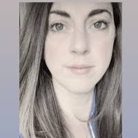 Tessa Downs's Instagram, Twitter & Facebook