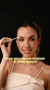 Segredo revelado! 🚀 Uma nova era de produtos para sobrancelhas e cabelos  vem aí ✨ , ✨Max Hydration veio pra compor o time, com alta performance em  hidratação e cicatrização, ideal pra quem tem ...
