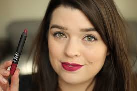 It comes in a classic sleek nars matte black packaging. An Ode To The Nars Velvet Matte Lip Pencils Again The Anna Edit