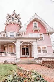 1880 Queen Anne In Ligonier Indiana Captivating Houses Victorian Homes Queen Anne House Queen Anne
