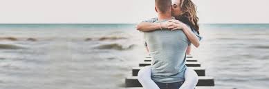 A husband posed for a smiling selfie with his pregnant wife on a clifftop before allegedly deciding to throw her off the 1,000ft to her death. 37 Must Try Cute Couple Photo Poses Praise Wedding