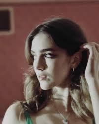 Alana Ryder's Instagram, Twitter & Facebook