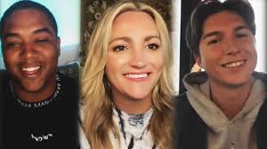 Jamie lynn spears is reuniting with the cast of zoey 101 on the new all that. Zoey 101 Reunion Jamie Lynn Spears And The Cast Dish On Reboot And More Exclusive Youtube