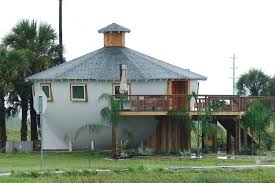 Turning An Oil Tank Into A Home: Galveston'S Kettle House Gets A Facelift  For New Tv Show – Houston Public Media