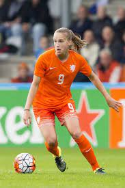 Voor het laatste nieuws over het nederlands elftal, de oranjeleeuwinnen, jong oranje en de overige nationale (jeugd)selecties. Selectie Oranjeleeuwinnen