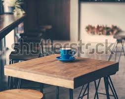 shutterstockのコレクションには のhd画像素材のほか数百万点に及ぶロイヤリティフリーの写真 イラスト ベクター画像素材がそろっています 数千点の新しい高品質写真素材が毎日追加されます カフェ テーブル カフェ テーブル