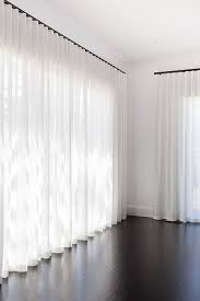 60 Beauty And Elegant White Curtain For Bedroom And Living Room Hoommy Com White Curtains Curtains Living Room Curtains With Blinds