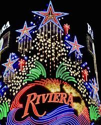 Out With The Old Riviera Vegas In With The New The Park And T Mobile Arena Vegas Lights Las Vegas Riviera Las Vegas