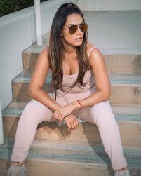 These are really popular shakira, and colombia you will like. Andrea Espada Inside The Life Of The Ufc Host Naibuzz