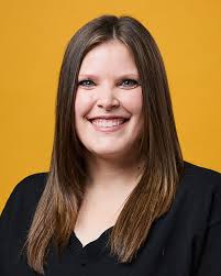 Katie Warne's Instagram, Twitter & Facebook