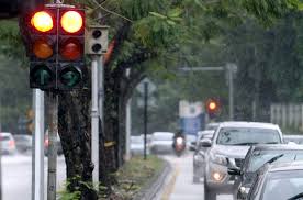 Kumpulan gambar tentang lampu jalan raya, klik untuk melihat koleksi gambar lain di akhirnya lampu isyarat di jalan raya diperkenalkan dengan warna merah dan hijau sahaja di london pada. Senarai Lokasi Kamera Aes Di Lampu Isyarat Seluruh Malaysia