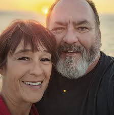 What are some good places to hit golf balls in Ogden?