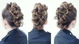 Celebrity hairstylist stuart phillips teaches you how to put up medium to long hair into a faux hawk.a faux hawk is a copy of a maux hawk but instead of. Easy Faux Hawk Tutorial Updo Tutorials Braidsandstyles12 Youtube