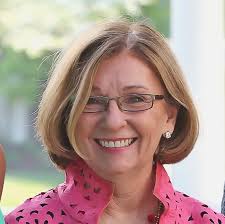 Communiqué 2023 by The Bryn Mawr School