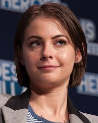 Willa Holland - Wikipedia